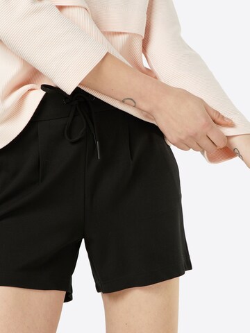 regular Pantaloni con pieghe 'ONLPoptrash' di ONLY in nero