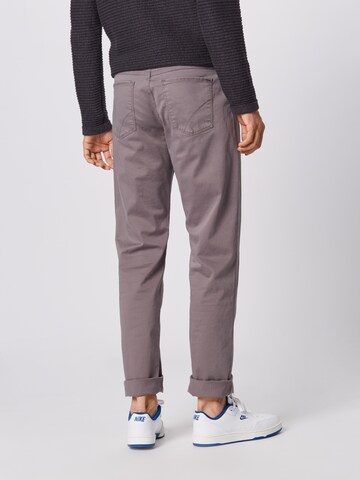 Regular Pantalon 'Cooper Fancy' BRAX en gris : derrière