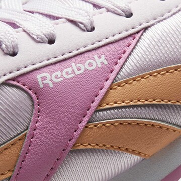 Reebok Sneakers in Roze