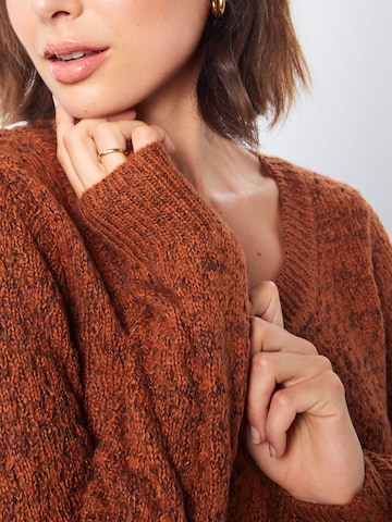 Pull-over 'Olanda' ICHI en marron