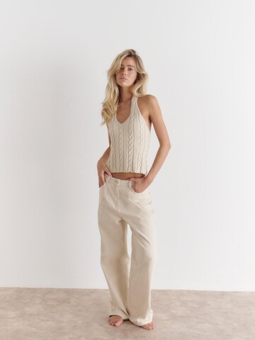 Comfy All Beige Look