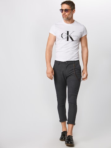 Calvin Klein Jeans Тениска в бяло