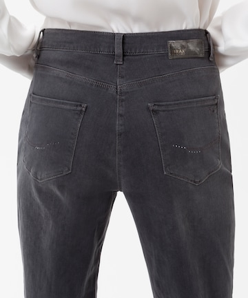 BRAX Slimfit Jeans 'Carola' in Grau