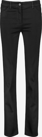 GERRY WEBER Regular Jeans 'Romy' in Zwart: voorkant