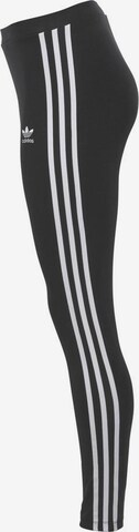 ADIDAS ORIGINALS Skinny Leggingsit värissä musta