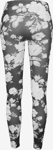 Urban Classics - Skinny Leggings em preto