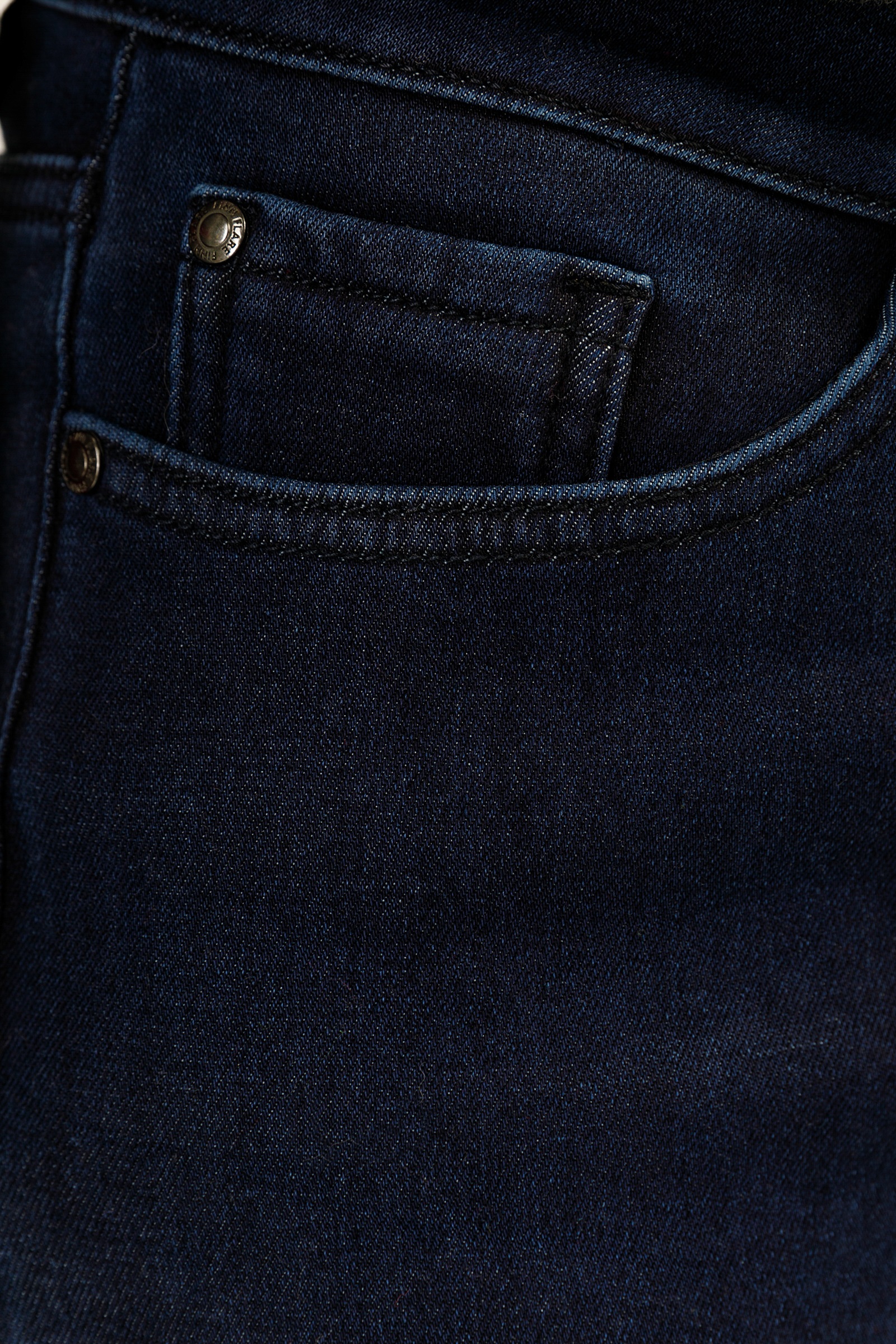 Finn Flare Jeans in Blau 