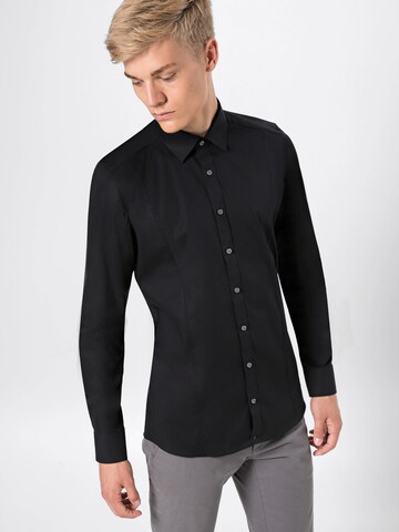 OLYMP - Slim Fit Camisa clássica 'Level 5 Uni TN' em preto: frente