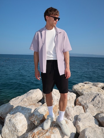 Soft Contrast Look by HUGO Red