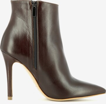 EVITA Ankle Boots in Brown