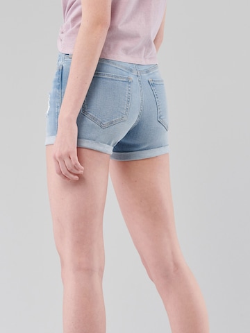 HOLLISTER Regular Short 'DTC HR 3IN LIGHT DEST RCC' in Blau