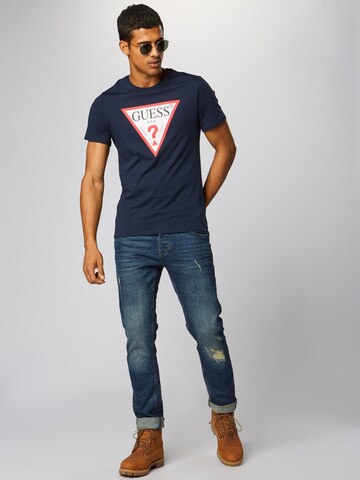 GUESS T-Shirt in Blau