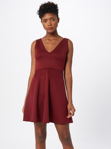 SISTERS POINT Dress 'Nando' in Red: front