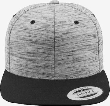 Cappello da baseball di Flexfit in grigio