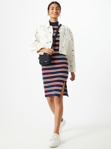 Tommy Jeans Šaty – modrá