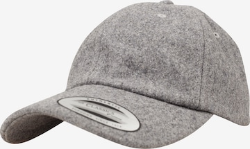 Casquette Flexfit en gris : devant