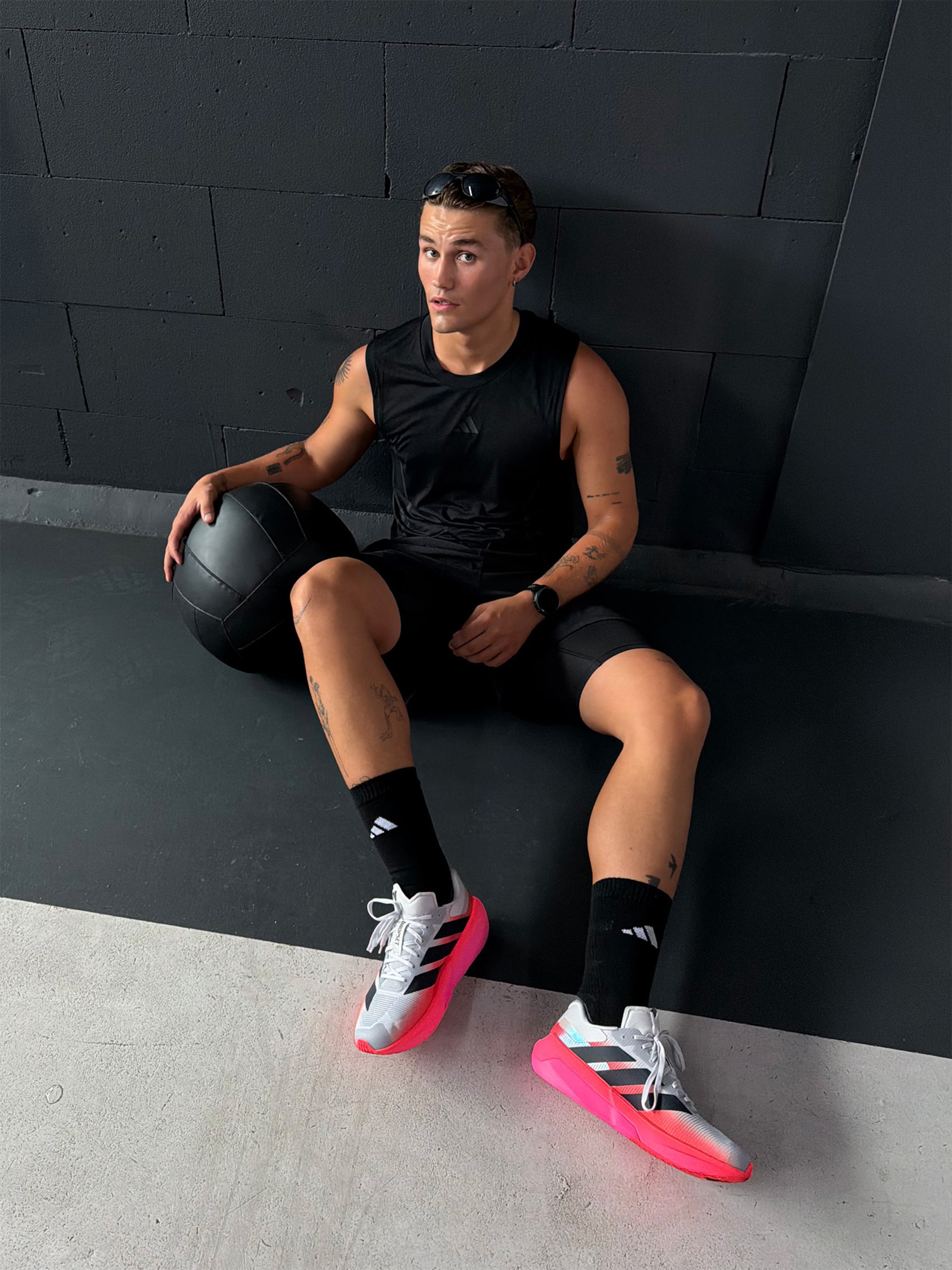Rim - All Black Look by adidas Performance