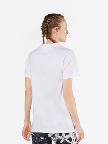 T-shirt ADIDAS ORIGINALS en blanc : derrière