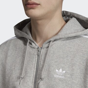 ADIDAS ORIGINALS Regular Fit Sweatjacke '3-Stripes' in Grau