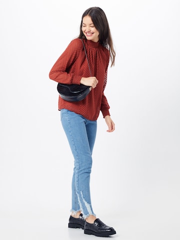 ONLY Bluza 'ONLNEW KAYLA L/S TOP WVN' | rdeča barva