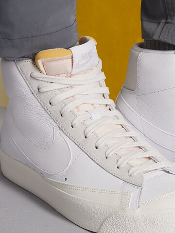 Nike Sportswear Členkové tenisky 'Blazer Mid Vintg 77' - Biela