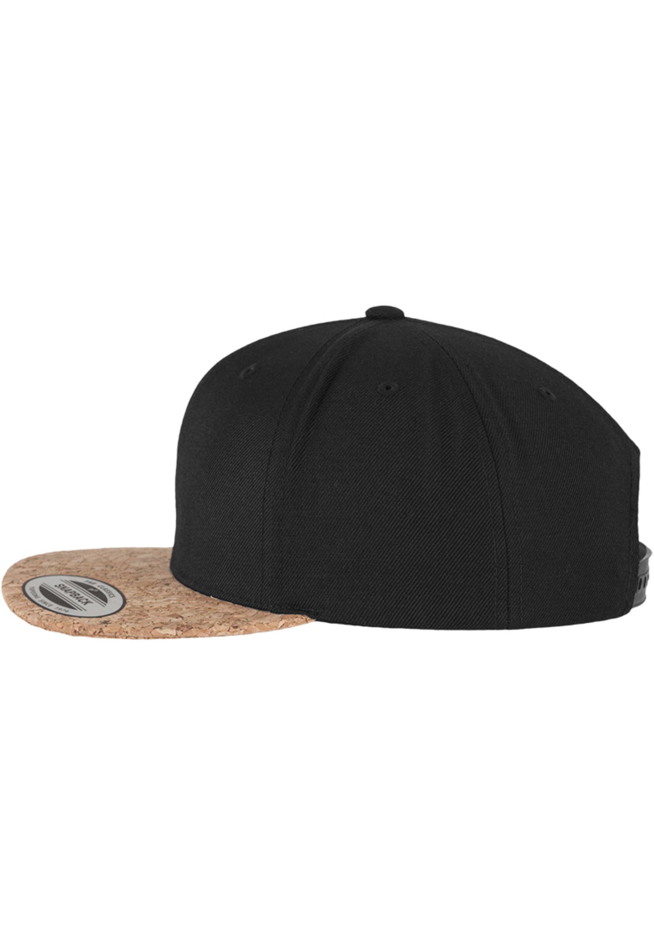 Flexfit Cap in Schwarz