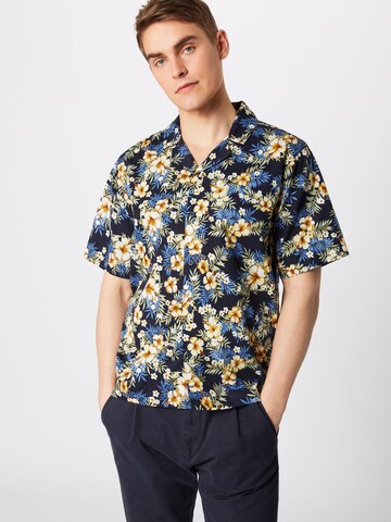 Urban Classics Regular fit Button Up Shirt in Blue: front