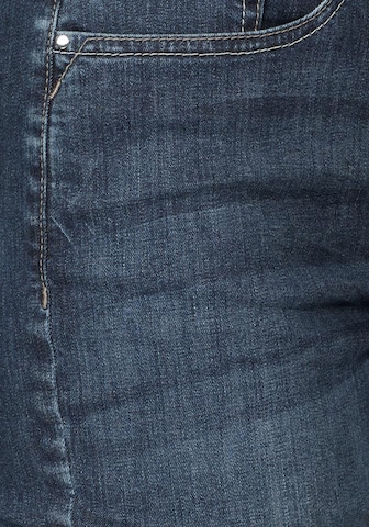 MAC Regular Jeans 'Stella' in Blau