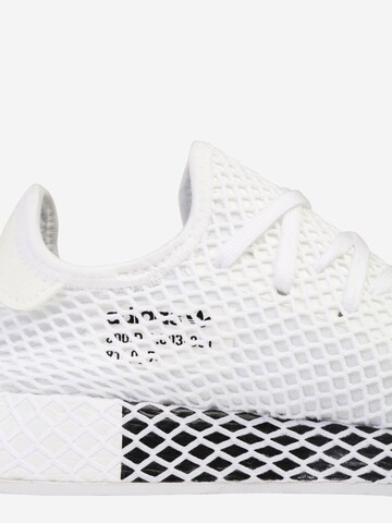 Baskets basses 'Deerupt Runner' ADIDAS ORIGINALS en blanc