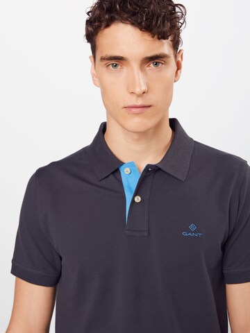 GANT Regular Fit Poloshirt in Grau