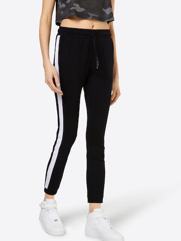 Effilé Pantalon Urban Classics en noir : devant