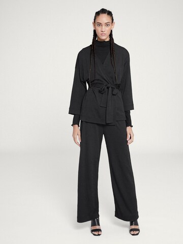 EDITED Shirt 'Charleen' in Schwarz