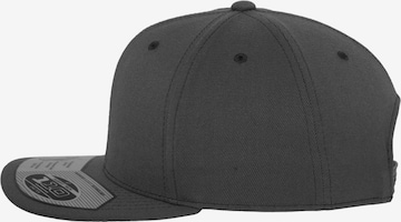 Cappello da baseball 'Fitted' di Flexfit in grigio