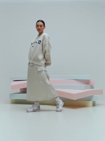 Neutral Street Look by Nike