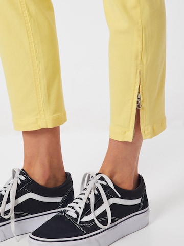 MAC Slimfit Jeans 'Dream Chic' in Gelb