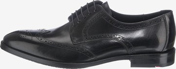 Chaussure à lacets 'Lucien' LLOYD en noir