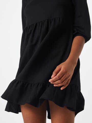 Robe 'Taira' ABOUT YOU en noir