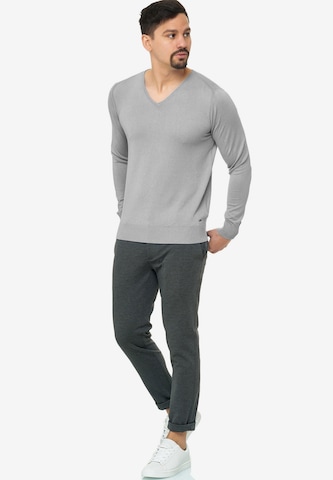 INDICODE JEANS Regular Chino Pants 'Rodekro' in Grey