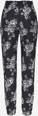 LASCANA Loose fit Trousers in Black