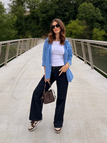 Blue Blouse Look