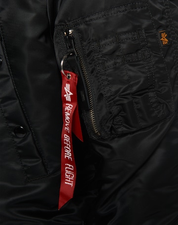 ALPHA INDUSTRIES Parka zimowa 'N3B VF 59' w kolorze czarny