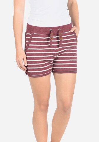 Blend She Regular Sweatshorts 'Kira' in Pink: predná strana