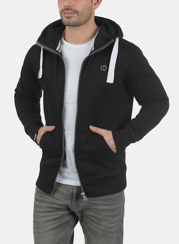 !Solid Zip-Up Hoodie 'Benn High-Neck' in Black