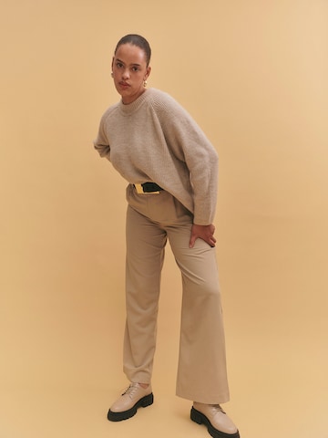 Comfy Classic Beige Look