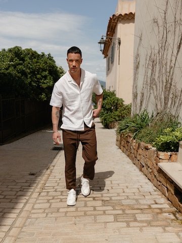 Casual White Shirt Brown Pants Look