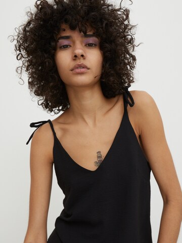 EDITED Top 'Ulla' in Schwarz: Vorderseite