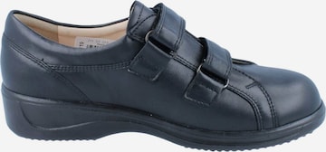 Finn Comfort Lace-Up Shoes in Black