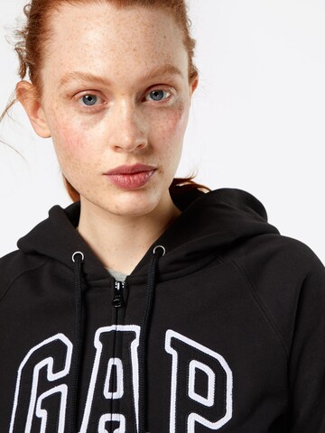 GAP Sweatjacke in Schwarz