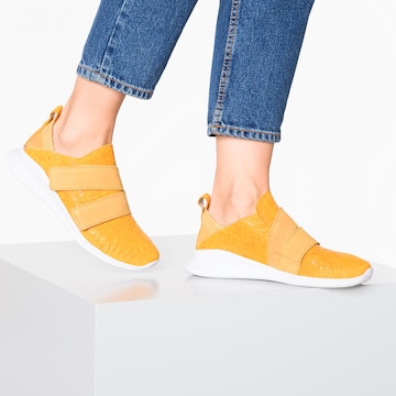 THINK! Sneakers 'Waiv' in Yellow