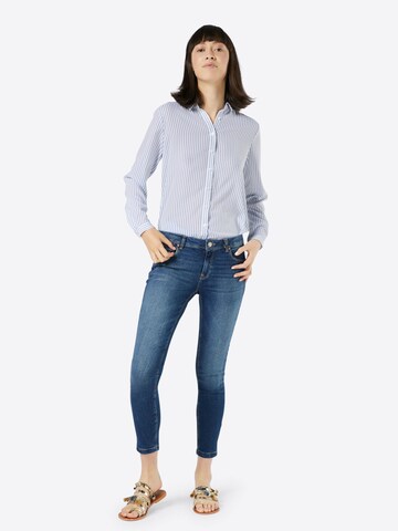 Mavi Slimfit Jeansy 'Adriana' w kolorze niebieski